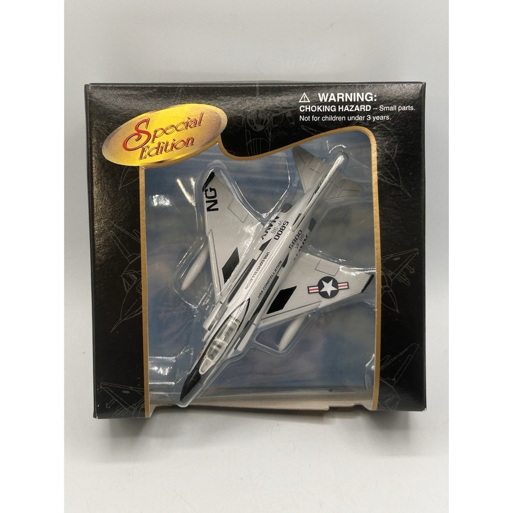 1997 Maisto Special Edition Air‎ Force USS Constellation 5800 VF-96 F-4J Phantom